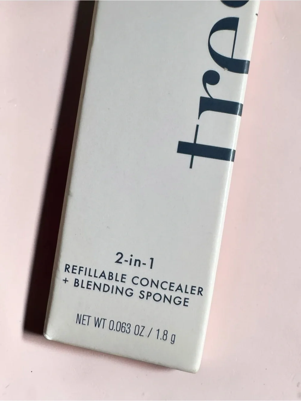 trèStiQue 2-in-1 Refillable Concealer + Blending Sponge in Clay